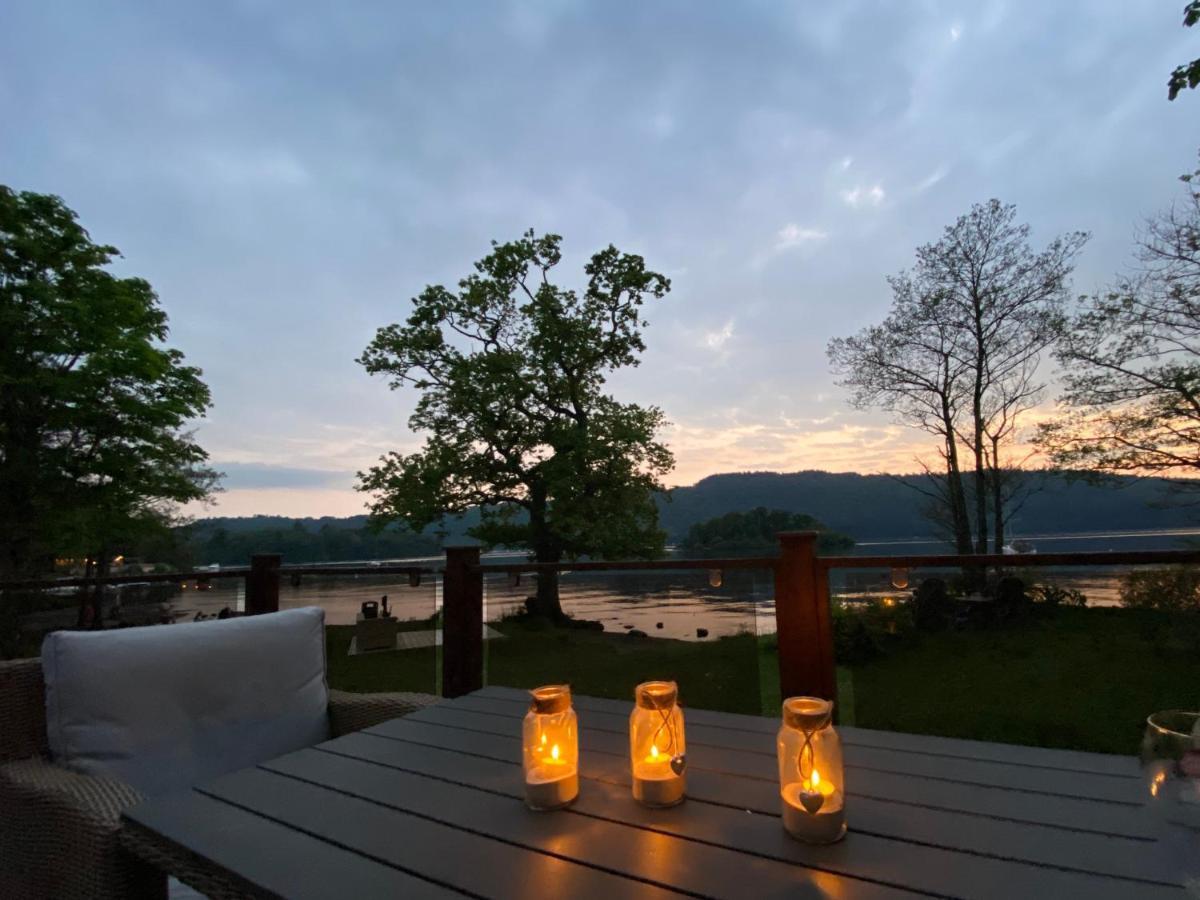 Loubi'S Lakeside Lodge Уиндермир Экстерьер фото